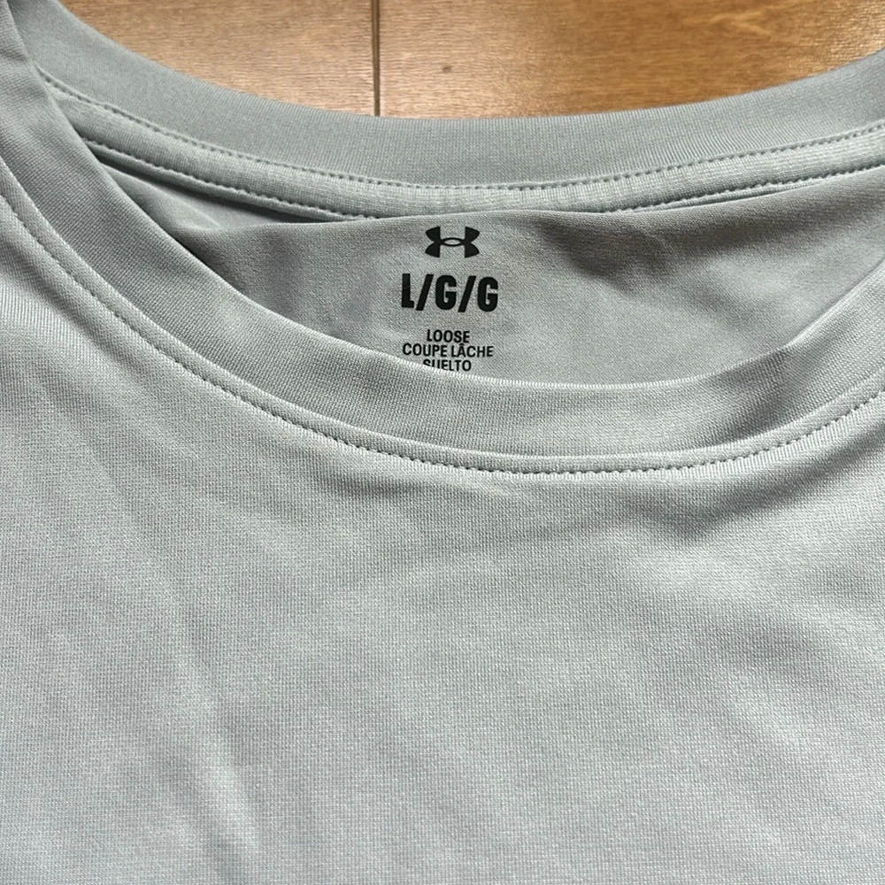 NWT Under Armour RUSH Grey Athletic Tank - Picture 2 of 8